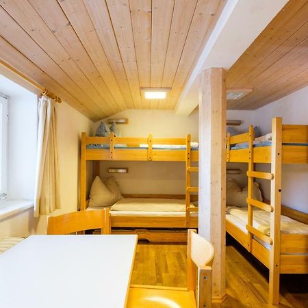 Jugendherberge Mittenwald Bagian luar foto